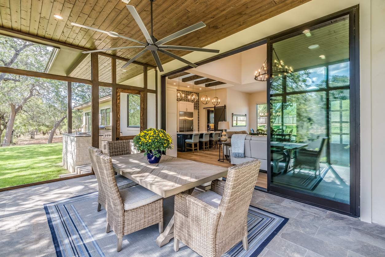 Outdoor kitchen table with chairs is some of the best options for outdoor furniture as it provides a place for indoor and outdoor connections.